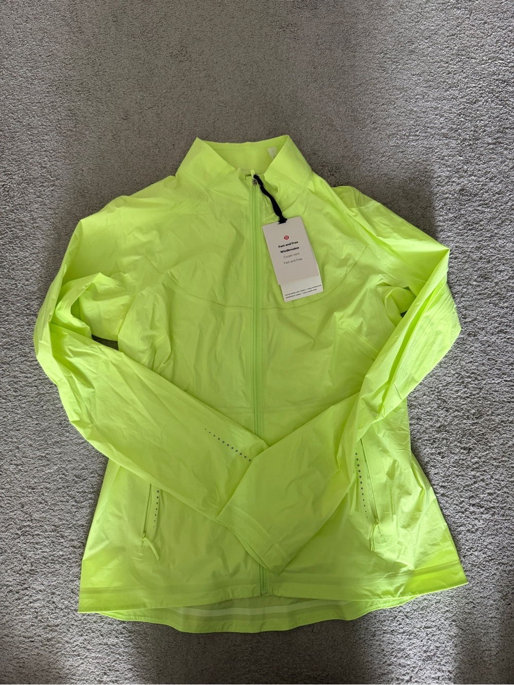 NWT Lululemon Fast and Free Windbreaker Size 12 on Faded Zap